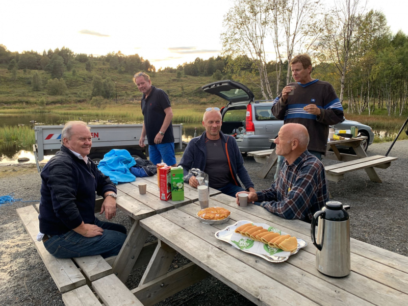 Ferdigstillingsdugnad på Burgardshuken
