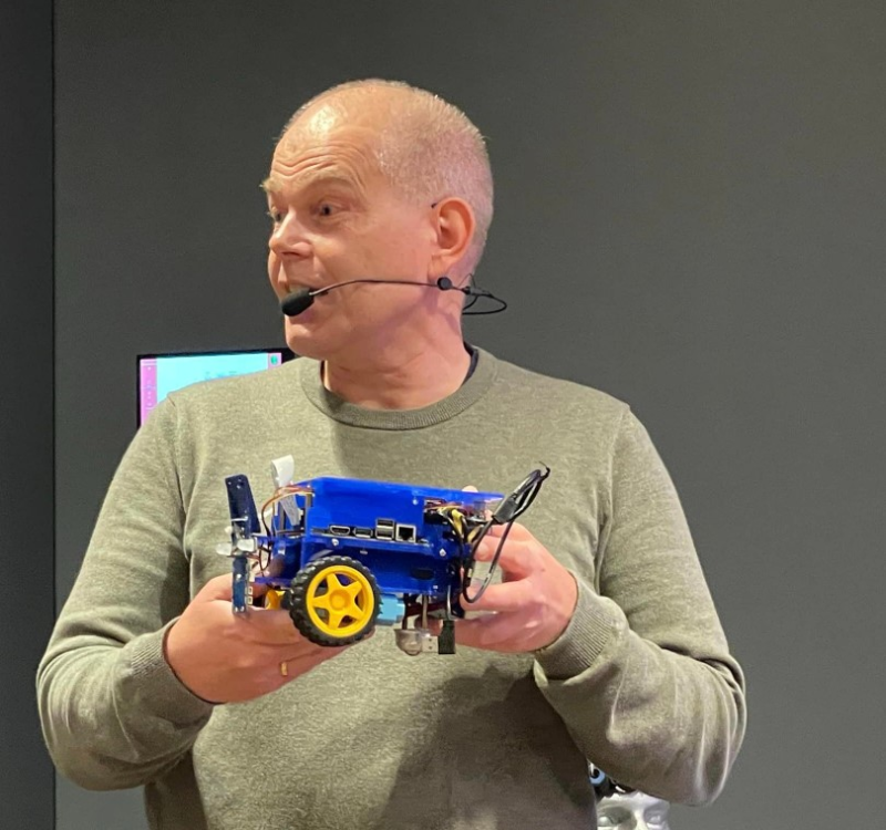 Kunstig intelligens AI foredrag med Peder Smart Sefland.